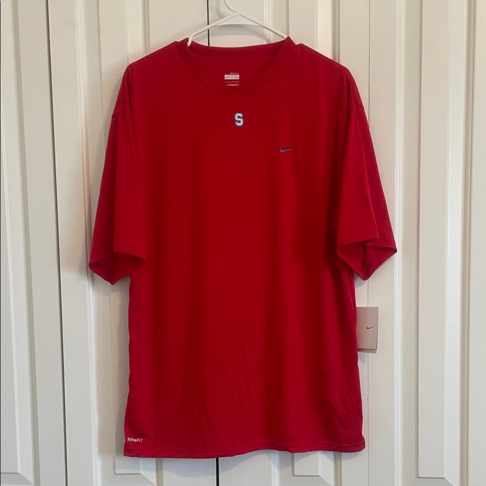 Nike Men's Red Short Sleeve Tee NWT